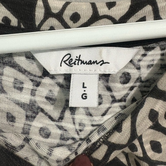 Reitman’s Pineapple Tank - Picture 4 of 6